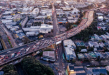 Auckland Uni lecturer warns new traffic charges could backfire
